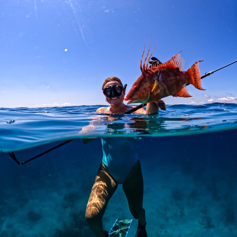 female spearfishing instructor